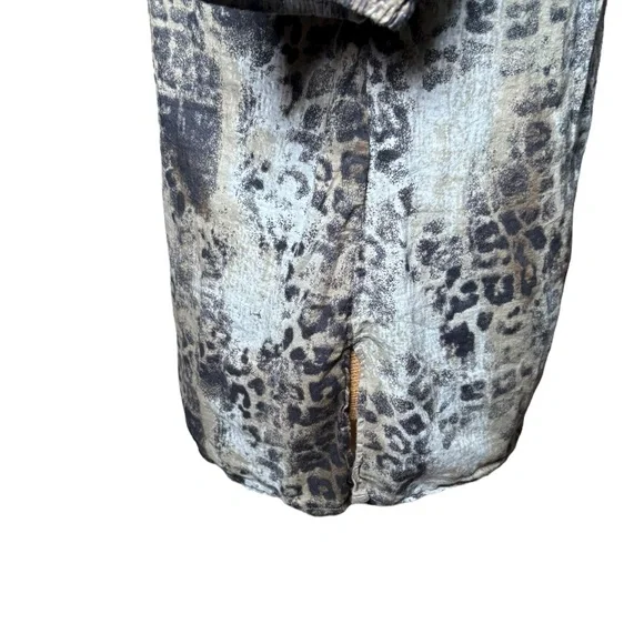 Calvin Klein Leopard Print V-Neck Women's Top Size M - Picture 5 of 15